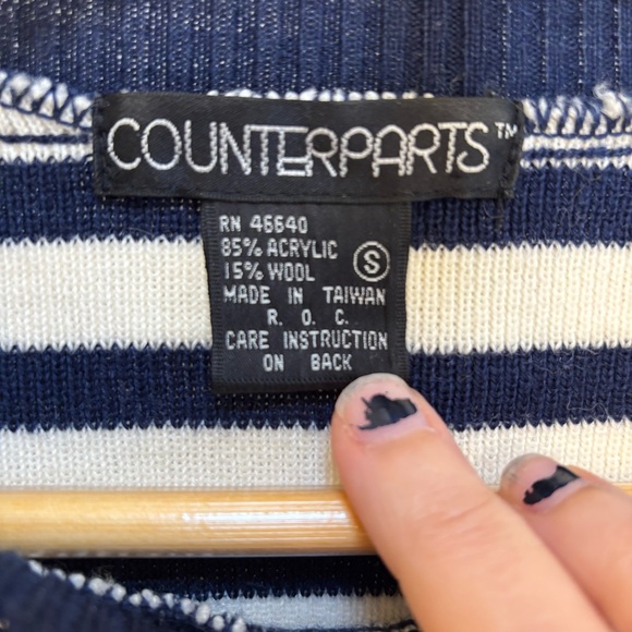 Vintage Counterparts Navy and White Striped Nautical Sweater w/ Crest Small Wool - Picture 6 of 9